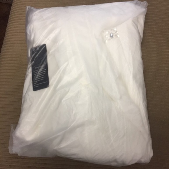 Topless white dress - Picture 2 of 8